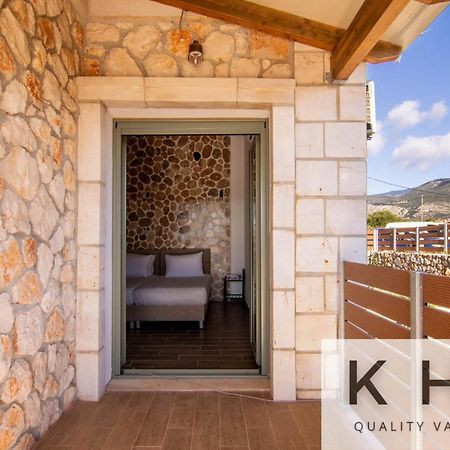 Leo'S Stone Made Villa! Каравадос Экстерьер фото